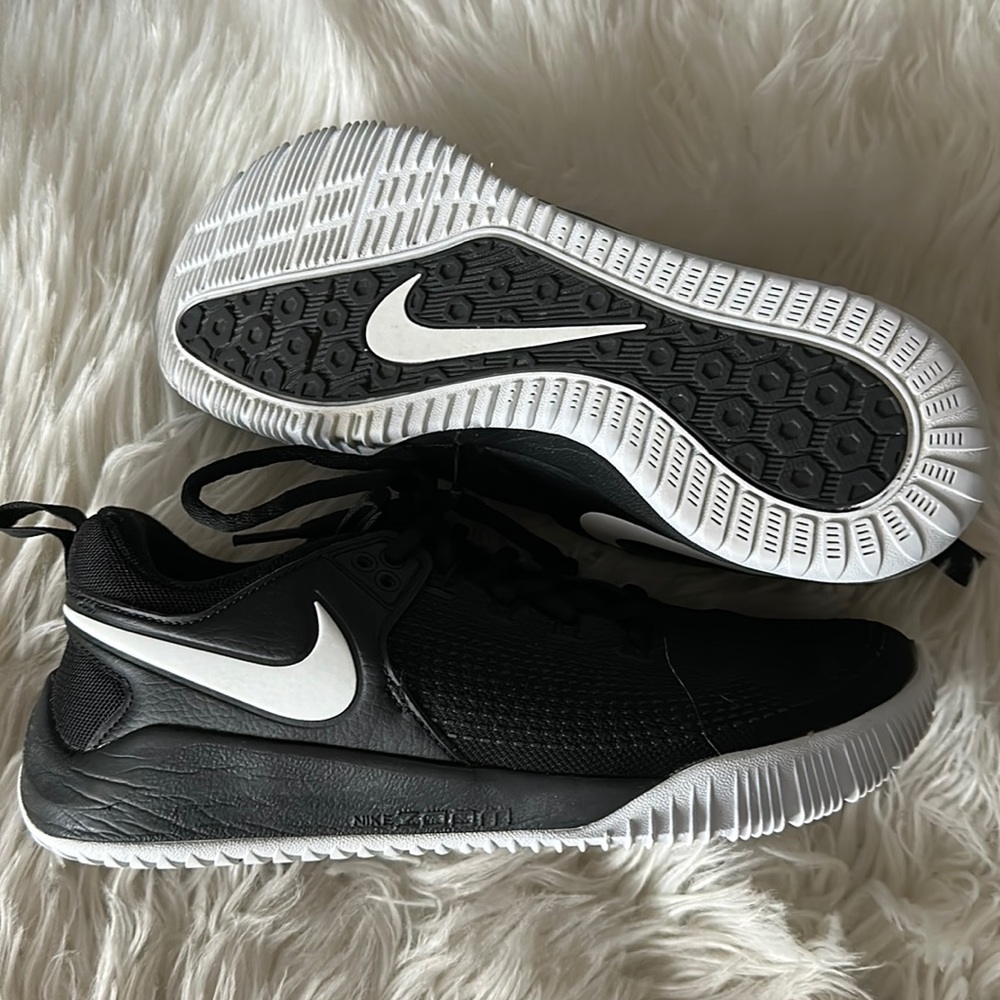 Nike women’s volleyball shoes